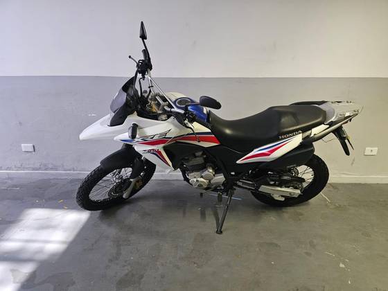 HONDA XRE 300 HONDA XRE 300